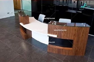 میز منشی مدل آزمایشگاهی